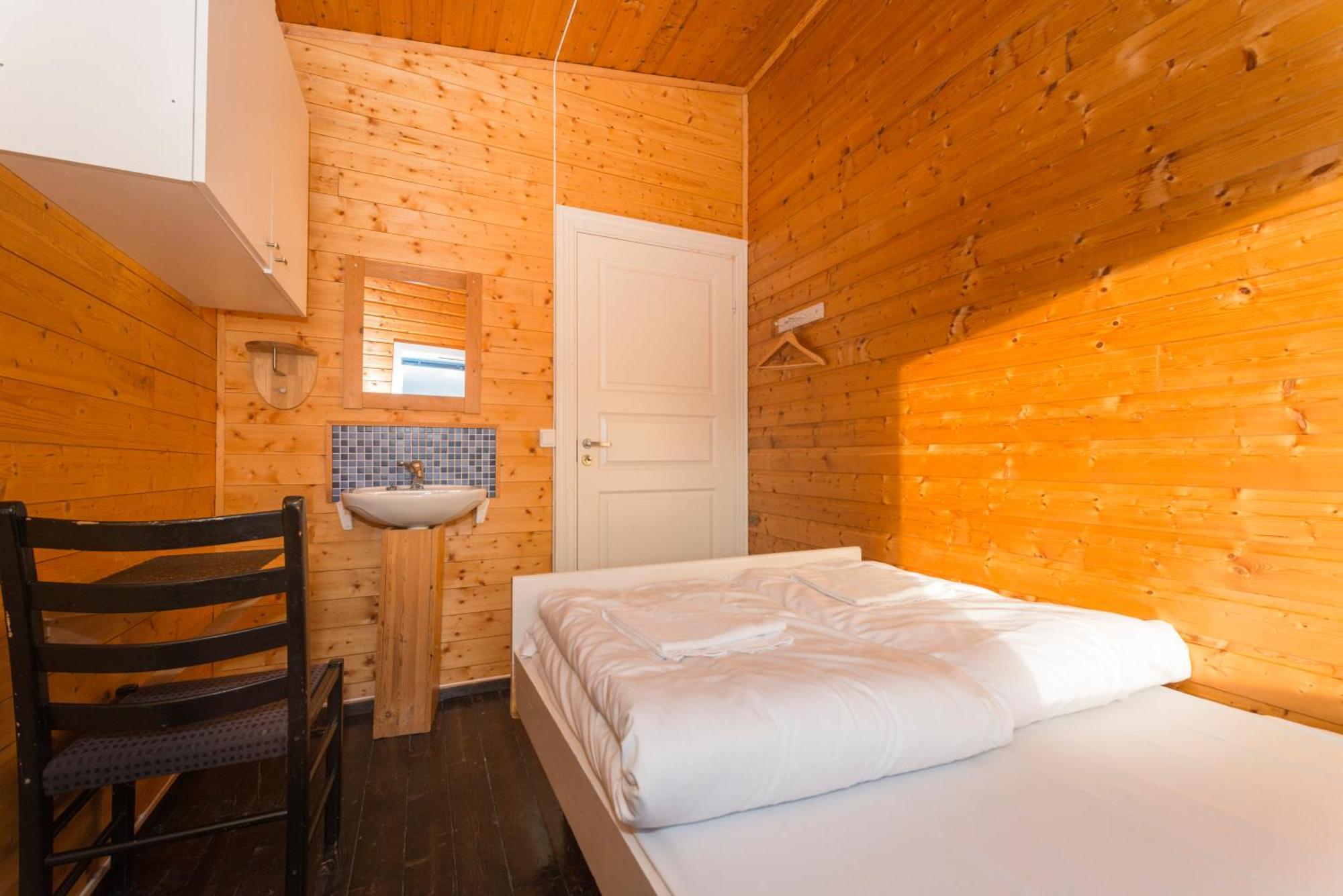 Statsbuene I Kabelvag Hotell Exteriör bild