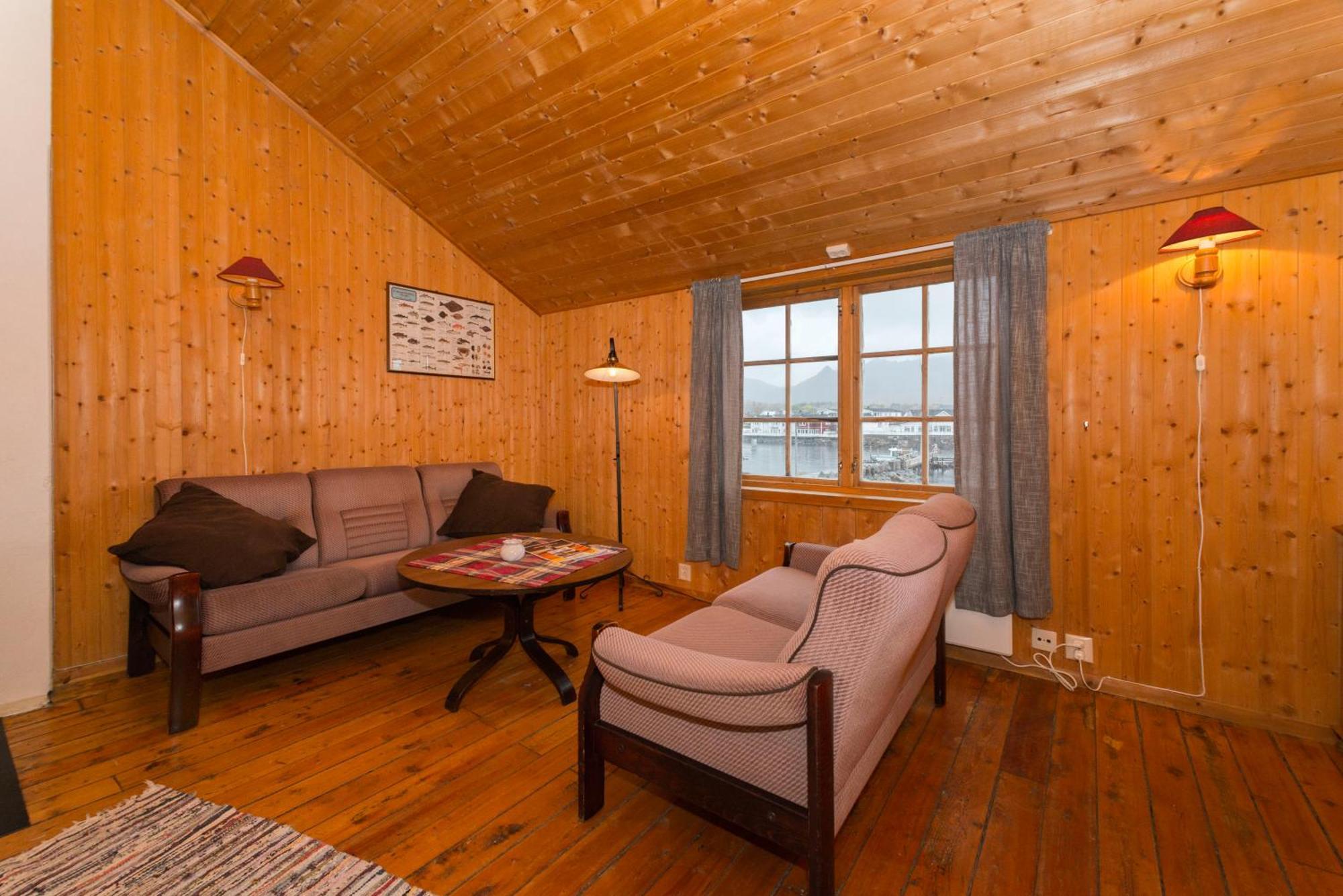 Statsbuene I Kabelvag Hotell Exteriör bild
